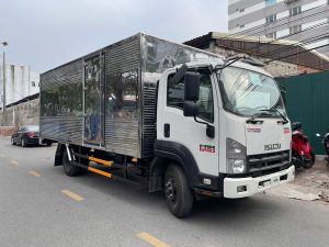 Xe tải Isuzu FRR 650 thùng kín 6 tấn - 5m8 - 6m7 - 7m5
