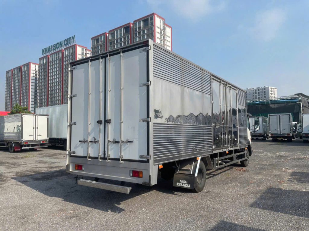 FRR 650 thùng kín