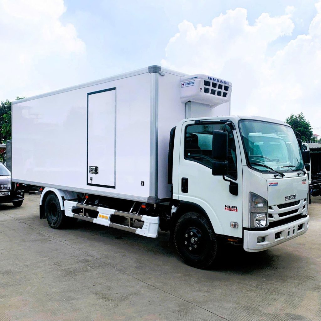 ISUZU NQR550 đông lạnh