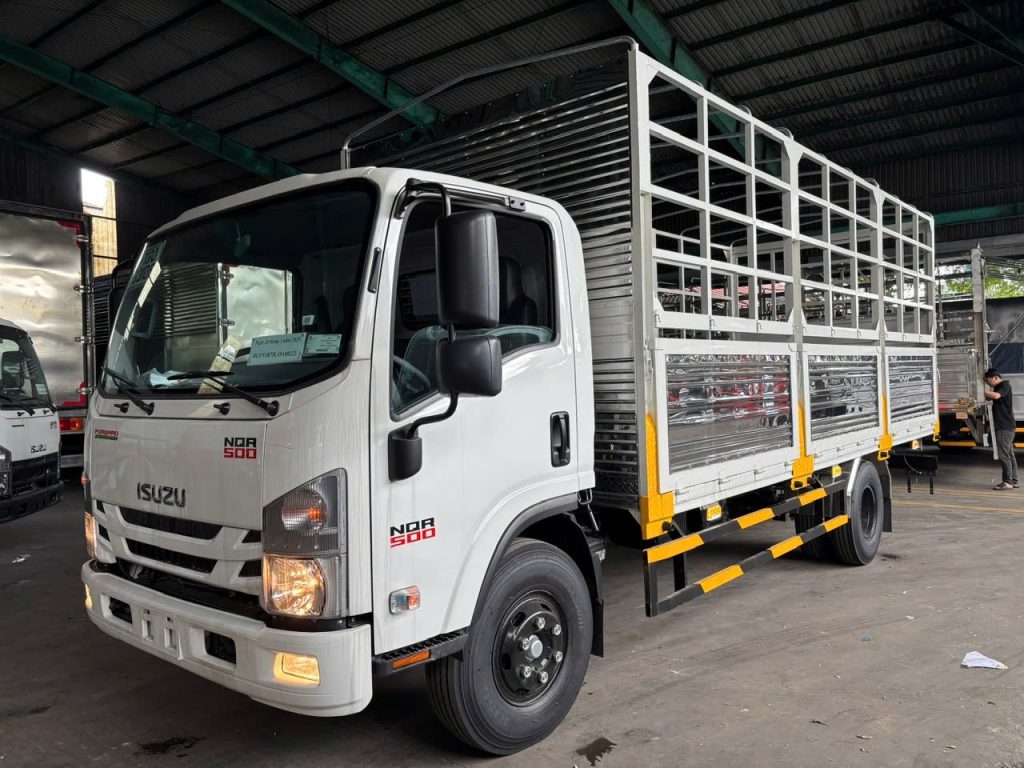 NQR 550 thùng bạt