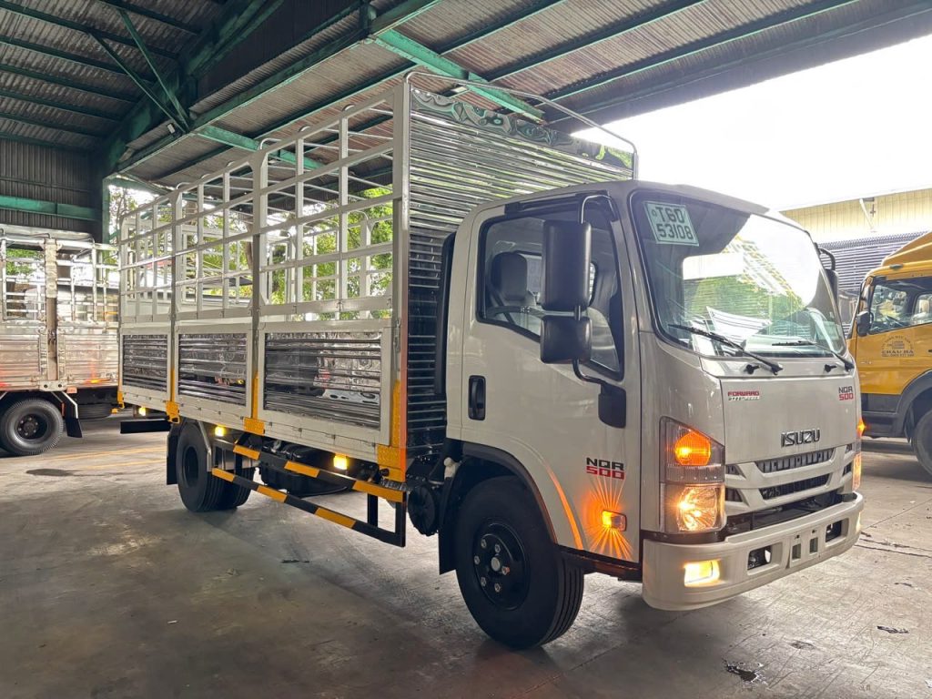 NQR 550 thùng bạt