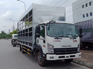 ISUZU FRR650 chở xe máy 5t2 thùng 7.5m 2 sàn