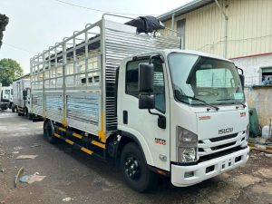 Xe tải ISUZU NPR350 tải trọng 3.5 tấn thùng dài 6m3