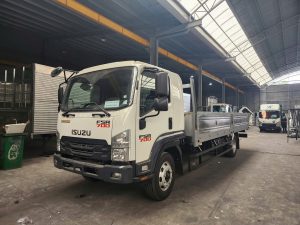 Xe ISUZU FSR700 thùng lửng 6.2 mét tải 8.2 tấn Cabin kép
