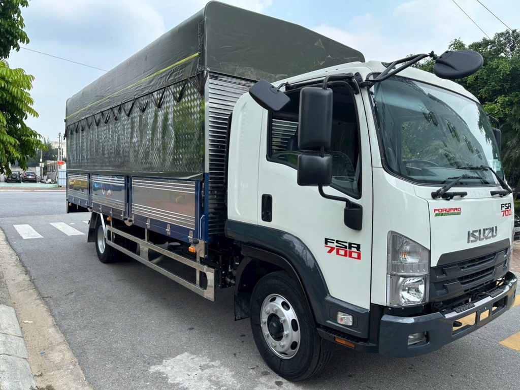Xe tải ISUZU FSR700