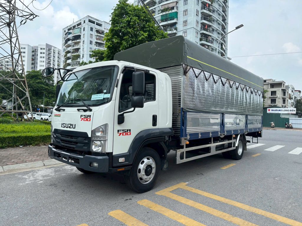 Xe tải ISUZU FSR700