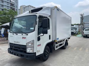 Alternative view of Xe tải ISUZU QKR230 đông lạnh 1.9 tấn thùng 3m5